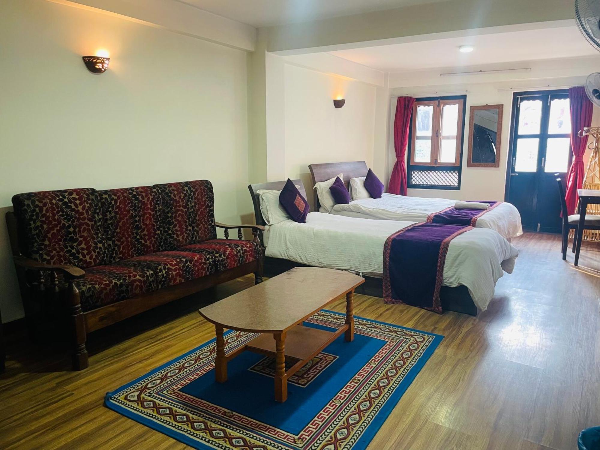 Hotel Bhaktapur Inn ภายนอก รูปภาพ