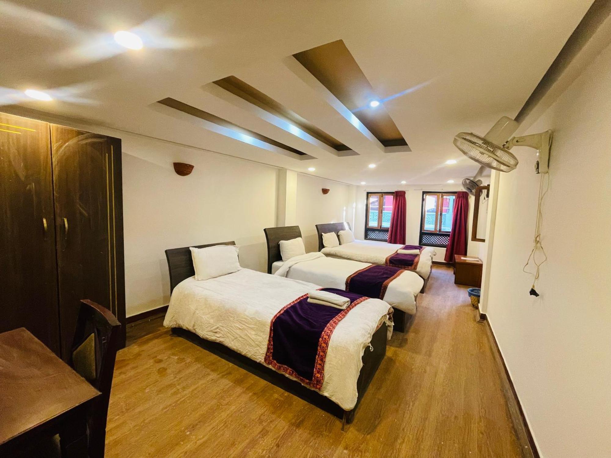 Hotel Bhaktapur Inn ภายนอก รูปภาพ