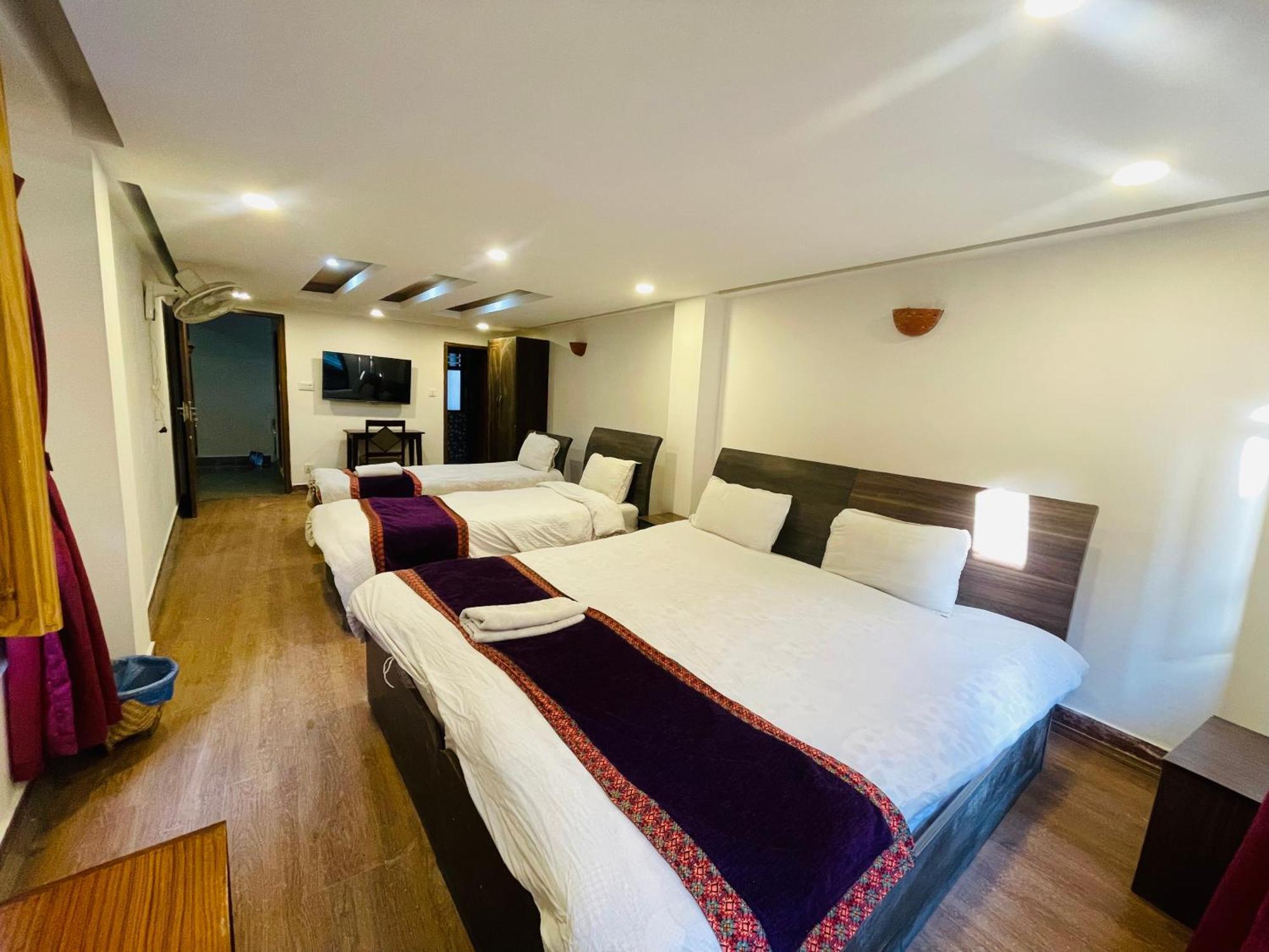 Hotel Bhaktapur Inn ภายนอก รูปภาพ