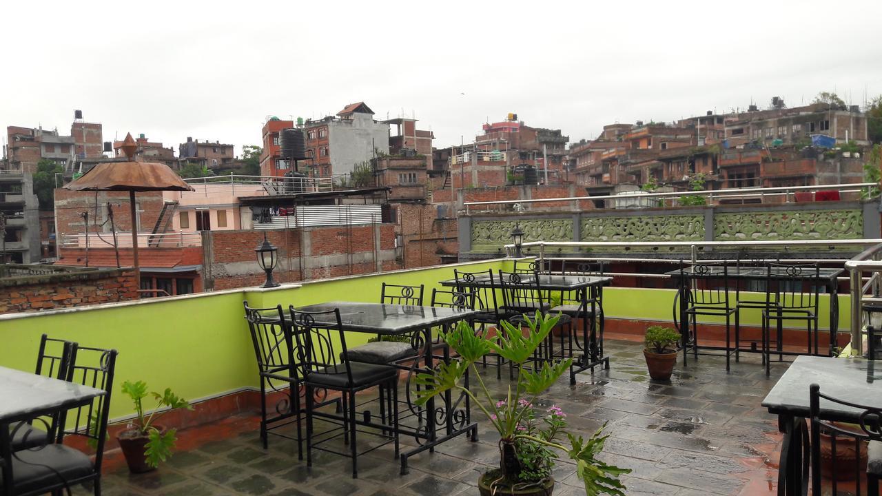 Hotel Bhaktapur Inn ภายนอก รูปภาพ