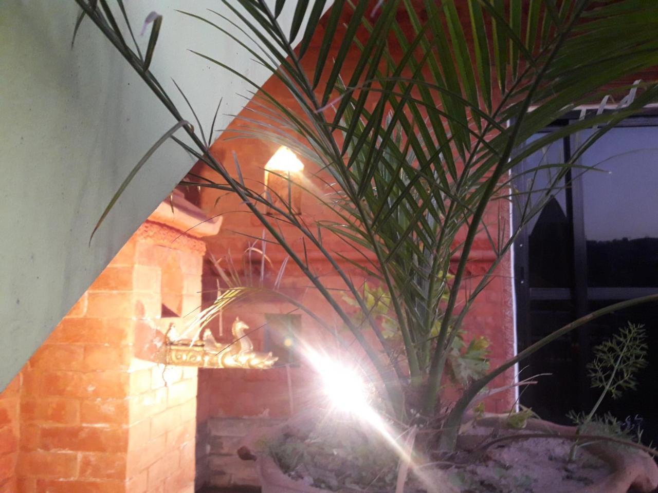 Hotel Bhaktapur Inn ภายนอก รูปภาพ