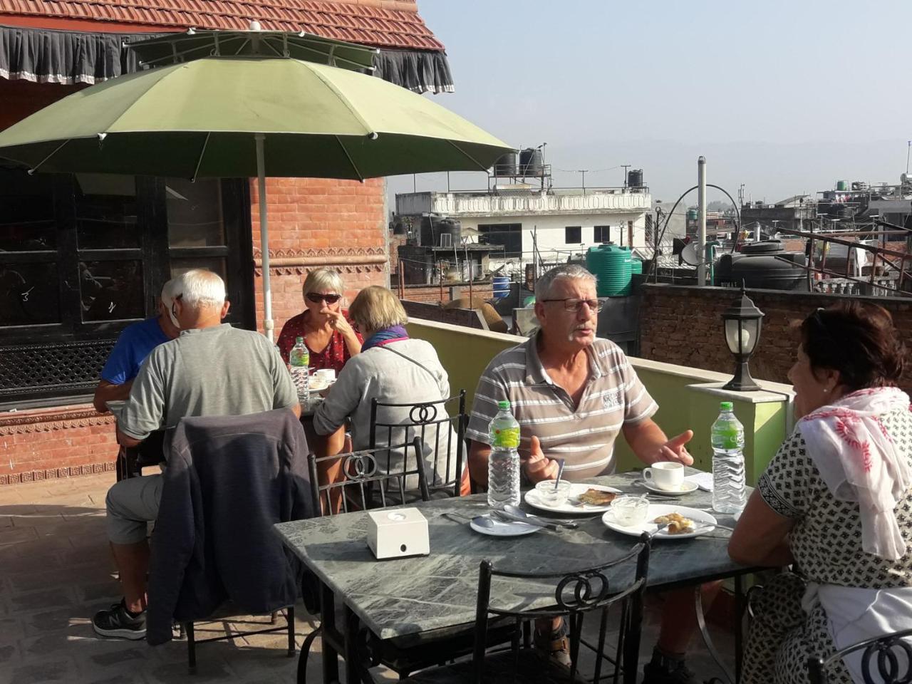 Hotel Bhaktapur Inn ภายนอก รูปภาพ